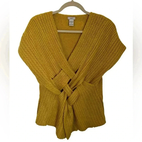 Sexy Quality Designer Sweater, Sz L - Picture 1 of 4